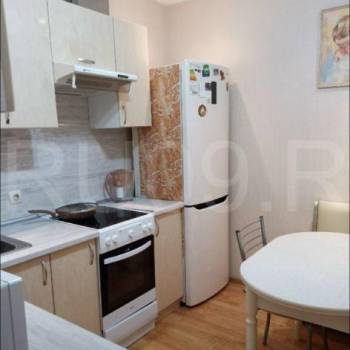 Сдается 1-комнатная квартира, 45 м²