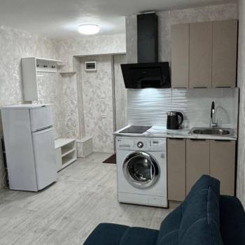 Продается 1-комнатная квартира, 18 м²