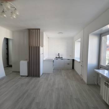 Продается 2-х комнатная квартира, 43 м²