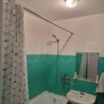 Сдается 1-комнатная квартира, 39 м²