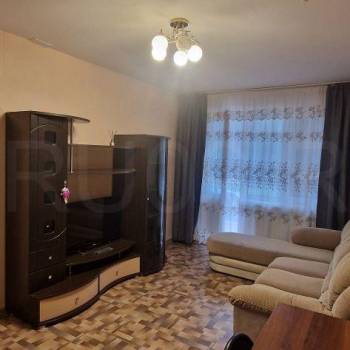 Сдается 1-комнатная квартира, 39 м²