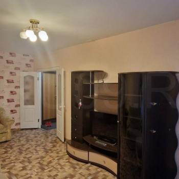 Сдается 1-комнатная квартира, 39 м²