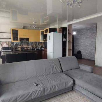 Сдается Многокомнатная квартира, 84 м²