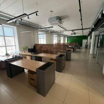 Сдается Нежилое помещение, 392 м²