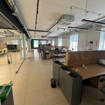 Сдается Нежилое помещение, 392 м²
