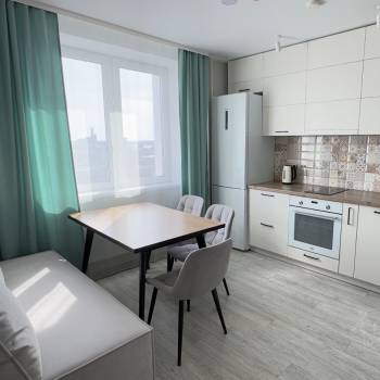 Сдается 1-комнатная квартира, 42 м²