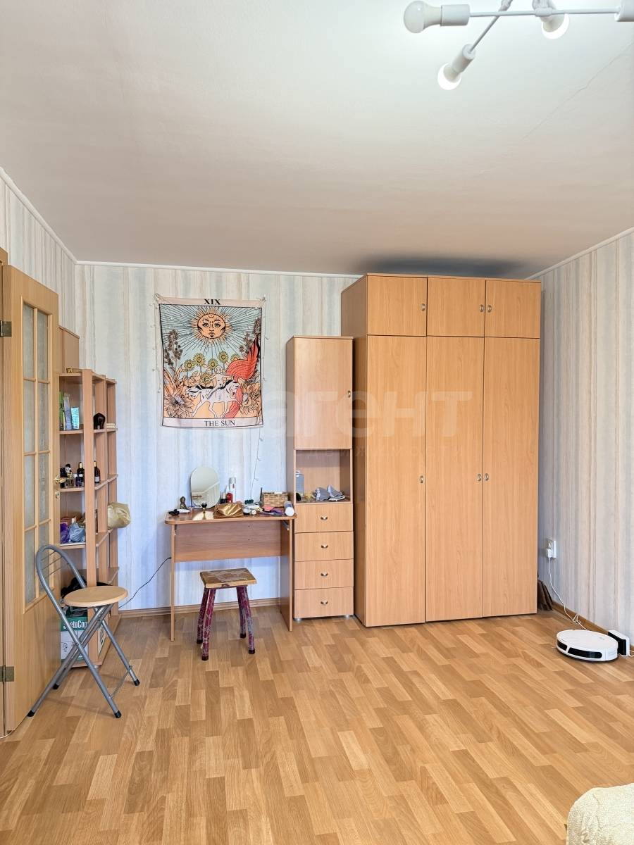 Продам 1-к квартиру (ул. 19 Гвардейской Дивизии)