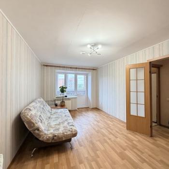 Продается 1-комнатная квартира, 37 м²