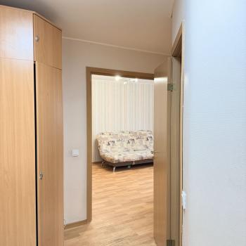 Продается 1-комнатная квартира, 37 м²