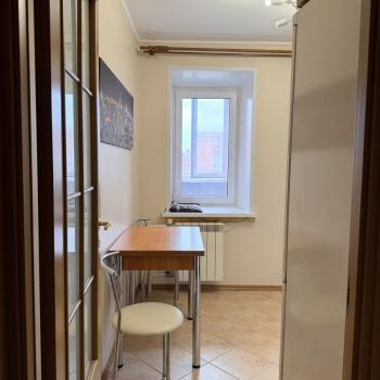 Продается 1-комнатная квартира, 37 м²