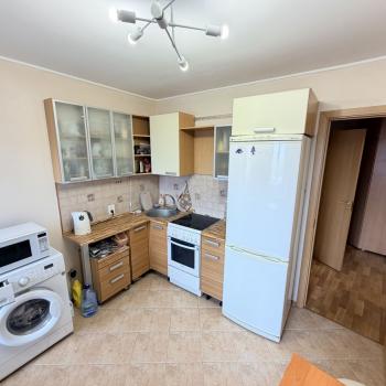 Продается 1-комнатная квартира, 37 м²