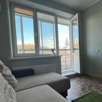 Сдается 1-комнатная квартира, 37 м²