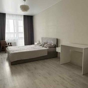 Сдается 1-комнатная квартира, 49 м²
