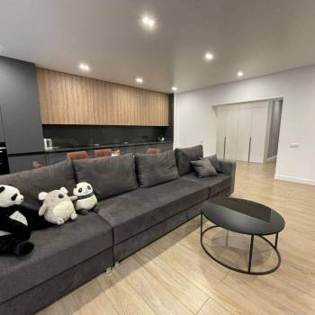 Продается 2-х комнатная квартира, 65 м²