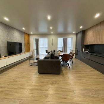 Продается 2-х комнатная квартира, 65 м²