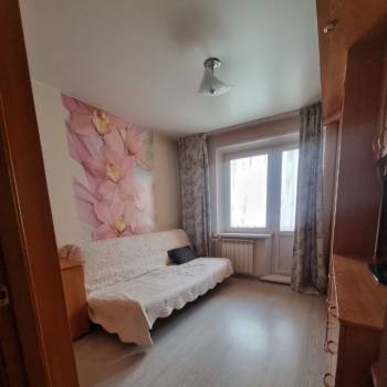 Сдается Многокомнатная квартира, 65 м²