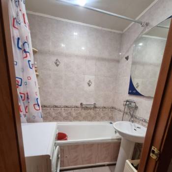 Сдается Многокомнатная квартира, 65 м²