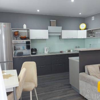 Продается 3-х комнатная квартира, 76 м²