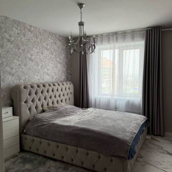 Сдается 2-х комнатная квартира, 75 м²