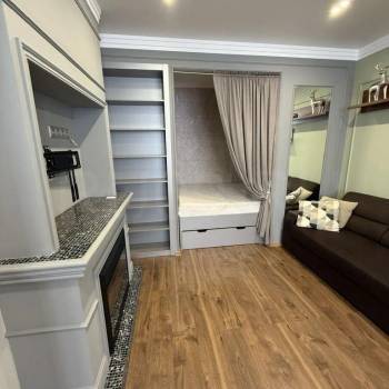 Продается 1-комнатная квартира, 54 м²