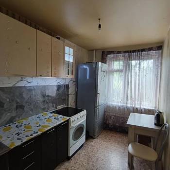 Сдается Многокомнатная квартира, 65 м²