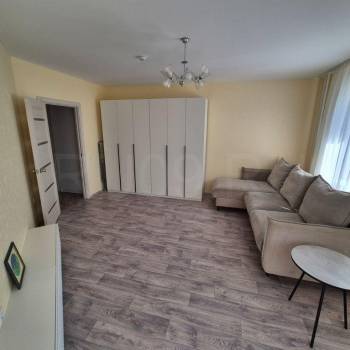 Сдается 1-комнатная квартира, 41 м²