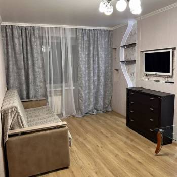 Сдается 1-комнатная квартира, 32 м²
