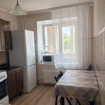 Сдается 1-комнатная квартира, 37,6 м²