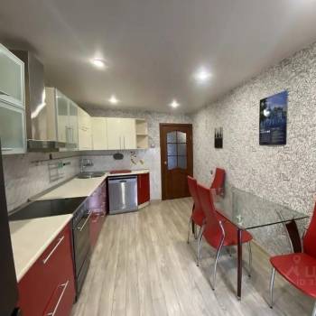Сдается 2-х комнатная квартира, 64 м²