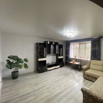 Сдается 2-х комнатная квартира, 64 м²