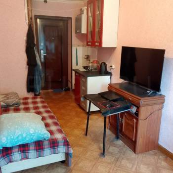 Продается 1-комнатная квартира, 12 м²