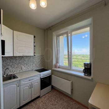 Продается 1-комнатная квартира, 32 м²