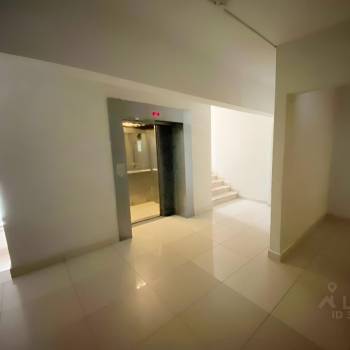Продается 2-х комнатная квартира, 89,5 м²