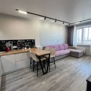 Сдается 2-х комнатная квартира, 60 м²