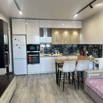 Сдается 2-х комнатная квартира, 60 м²