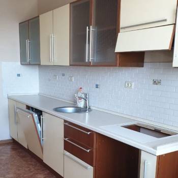 Сдается Многокомнатная квартира, 96,4 м²