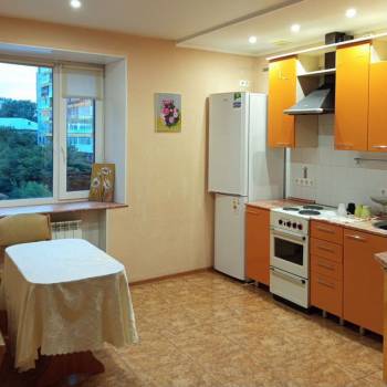 Сдается Многокомнатная квартира, 58 м²