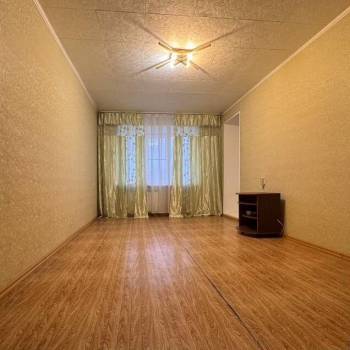 Сдается 1-комнатная квартира, 50 м²