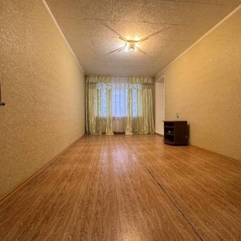 Сдается 1-комнатная квартира, 50 м²