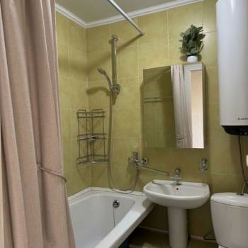 Продается 1-комнатная квартира, 36 м²