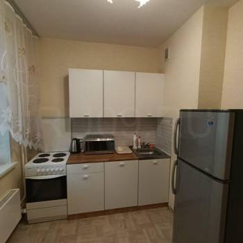 Сдается 1-комнатная квартира, 38 м²