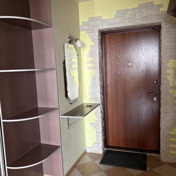 Сдается 1-комнатная квартира, 50 м²