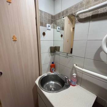 Продается 1-комнатная квартира, 19 м²