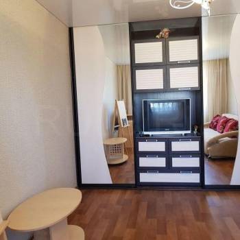 Продается 1-комнатная квартира, 37 м²