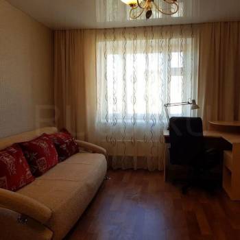 Продается 1-комнатная квартира, 37 м²