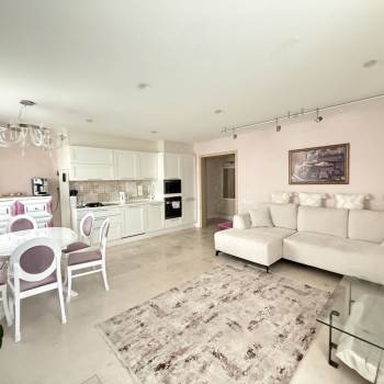Продается Многокомнатная квартира, 100,4 м²