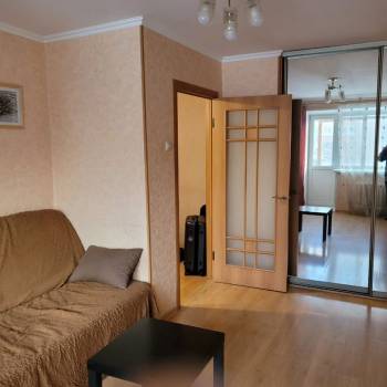 Сдается 1-комнатная квартира, 35 м²