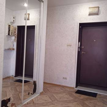 Продается Многокомнатная квартира, 80 м²