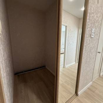 Продается 1-комнатная квартира, 35 м²