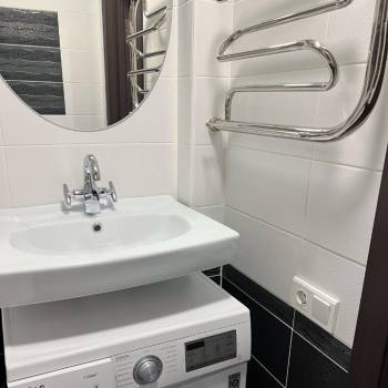 Сдается 1-комнатная квартира, 42,2 м²